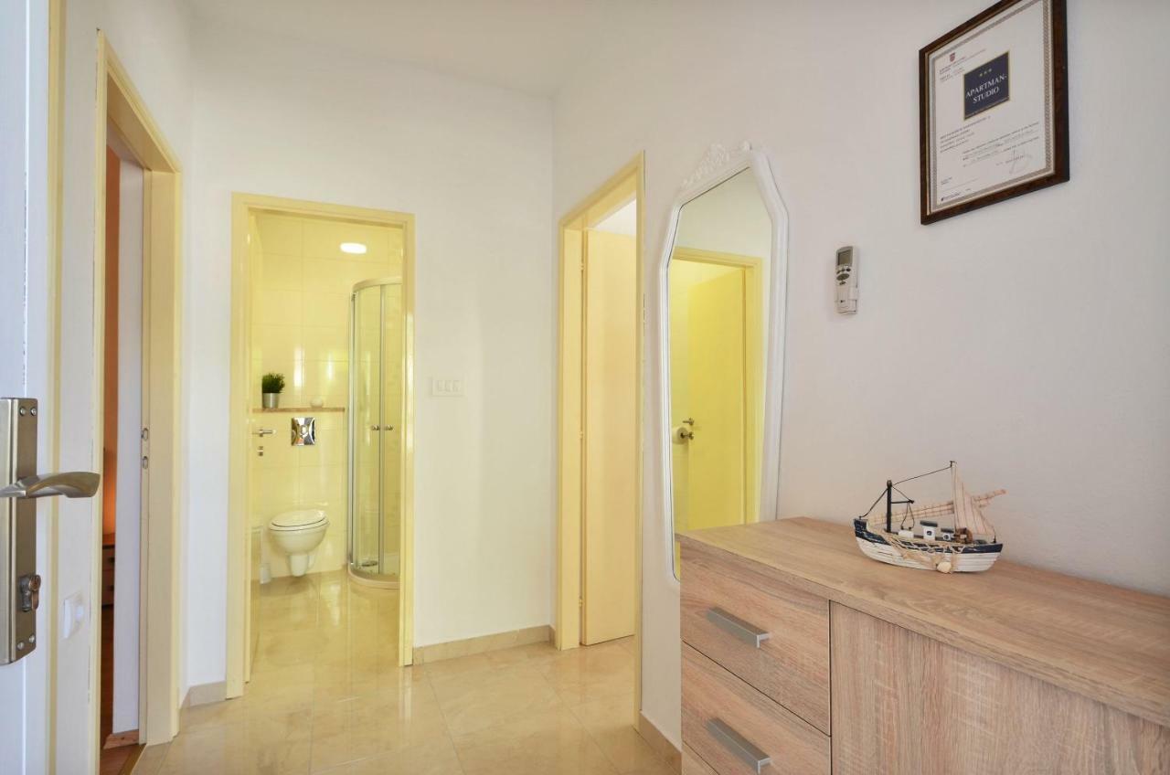 Apartment Jakov Grscica Prizba Ngoại thất bức ảnh