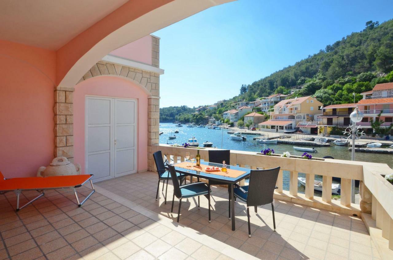 Apartment Jakov Grscica Prizba Ngoại thất bức ảnh
