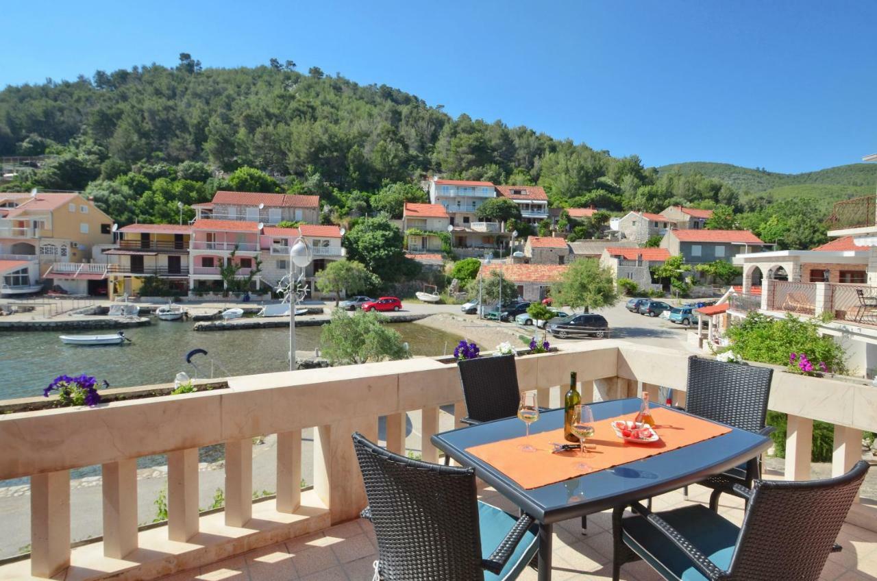 Apartment Jakov Grscica Prizba Ngoại thất bức ảnh