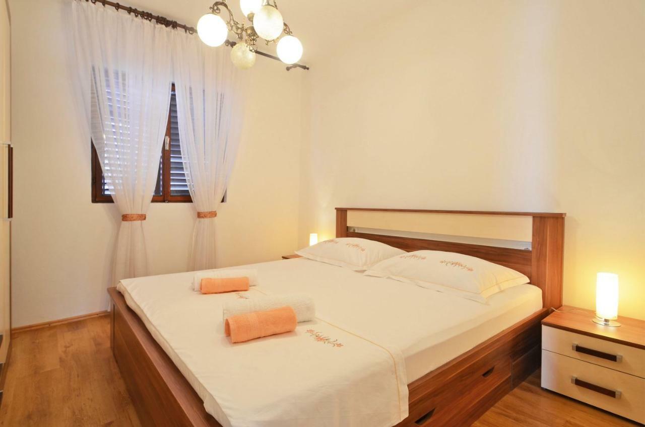 Apartment Jakov Grscica Prizba Ngoại thất bức ảnh
