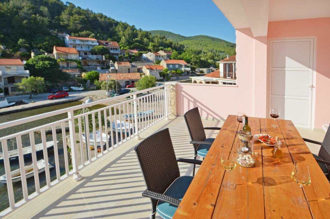Apartment Jakov Grscica Prizba Ngoại thất bức ảnh